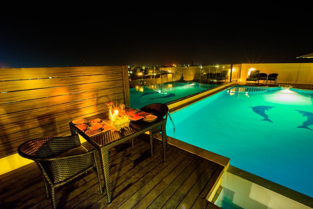 ארודה Hotel Radha Prasad מראה חיצוני תמונה