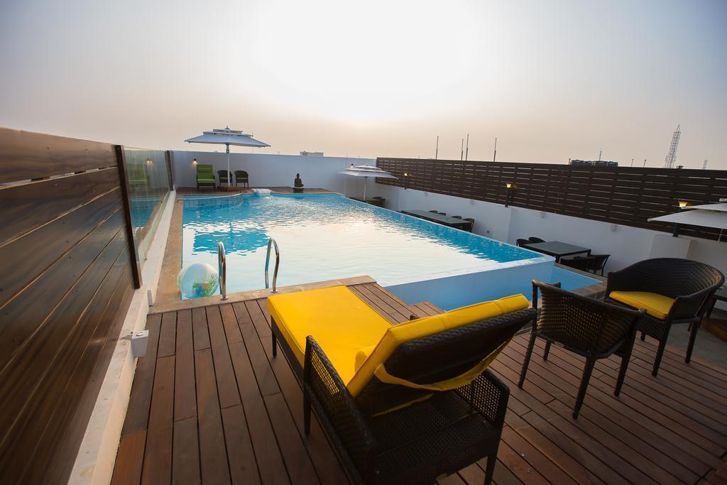 ארודה Hotel Radha Prasad מראה חיצוני תמונה