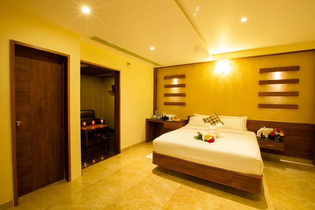 ארודה Hotel Radha Prasad מראה חיצוני תמונה